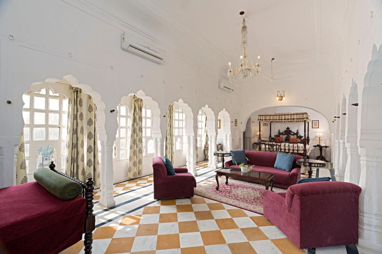 Alsisar Mahal- Heritage Hotel Exterior foto